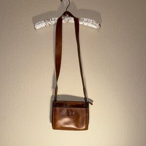 STS Ranchwear Tan Leather Crossbody Bag
